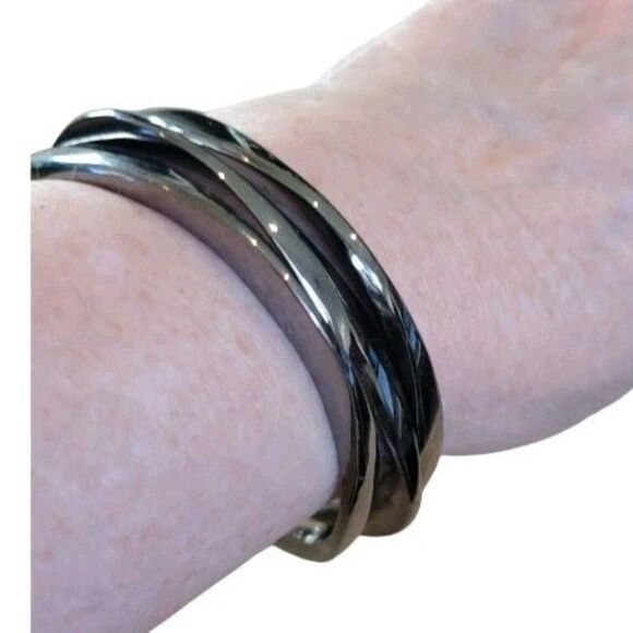 Cookie Lee Geometric Gunmetal set of 3 Bangle Bracelets Signed - Picture 3 of 7